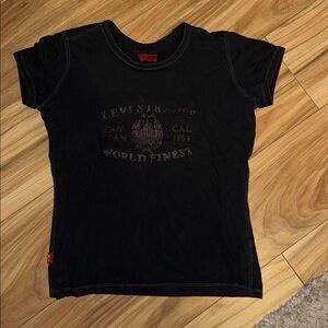 Levi’s Women’s Black  T-Shirt